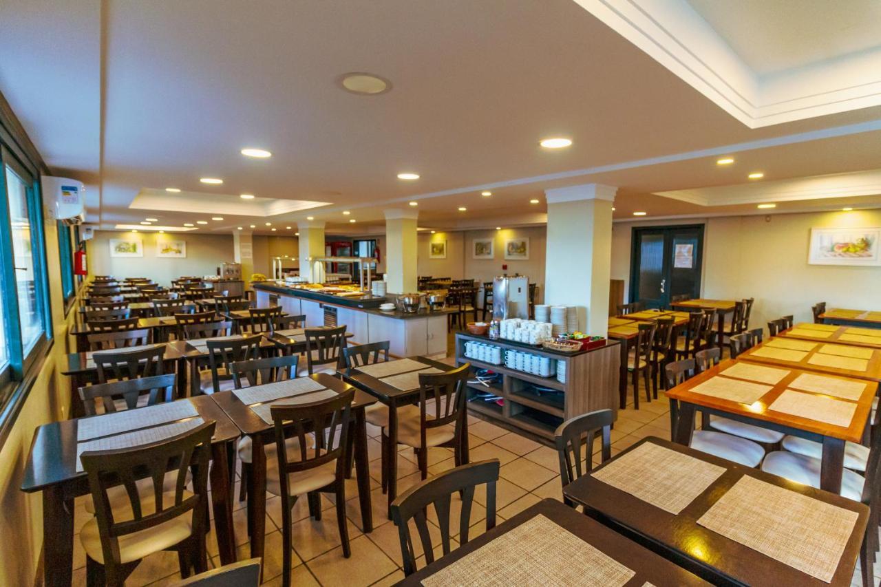 A Furninha Hotel Торес Екстериор снимка