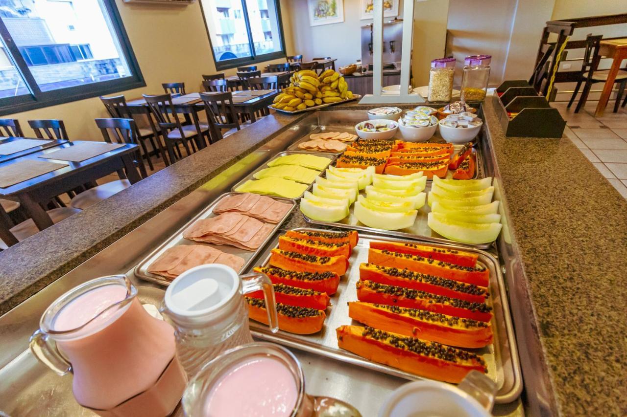 A Furninha Hotel Торес Екстериор снимка