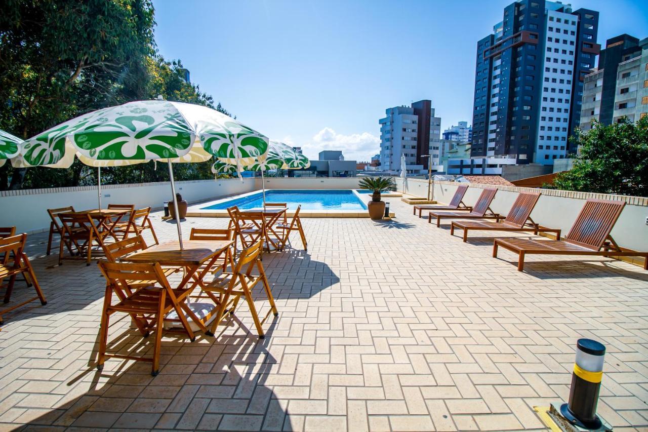 A Furninha Hotel Торес Екстериор снимка