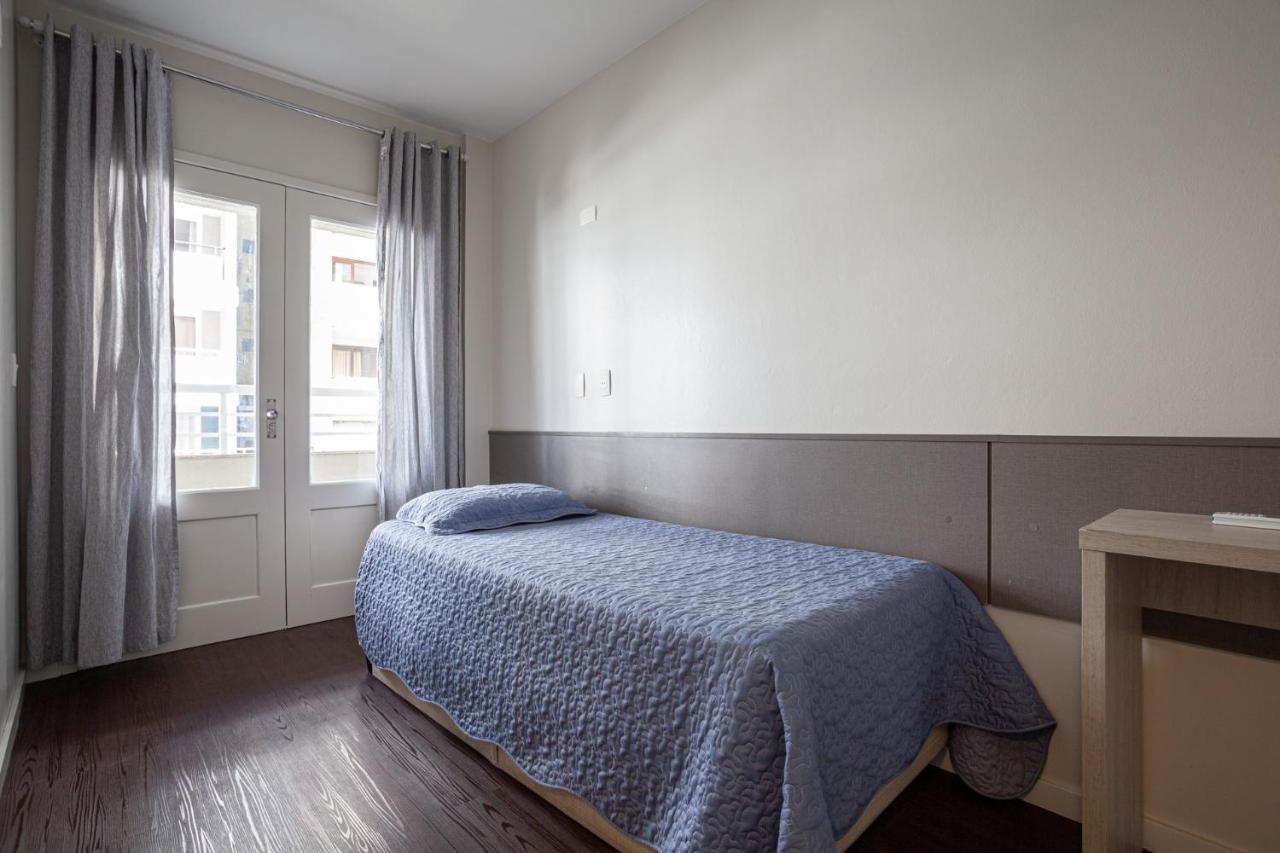 A Furninha Hotel Торес Екстериор снимка