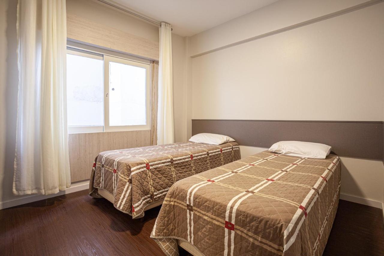 A Furninha Hotel Торес Екстериор снимка