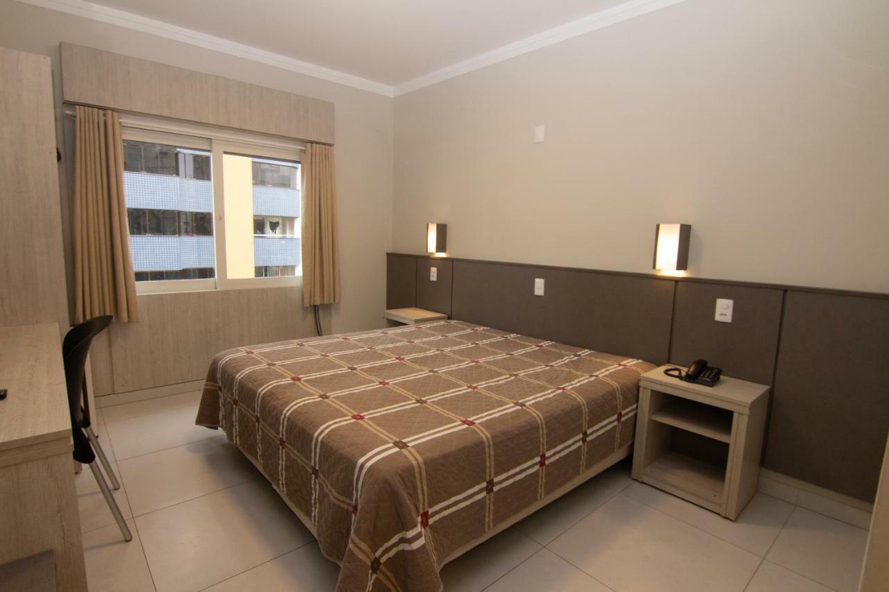 A Furninha Hotel Торес Екстериор снимка